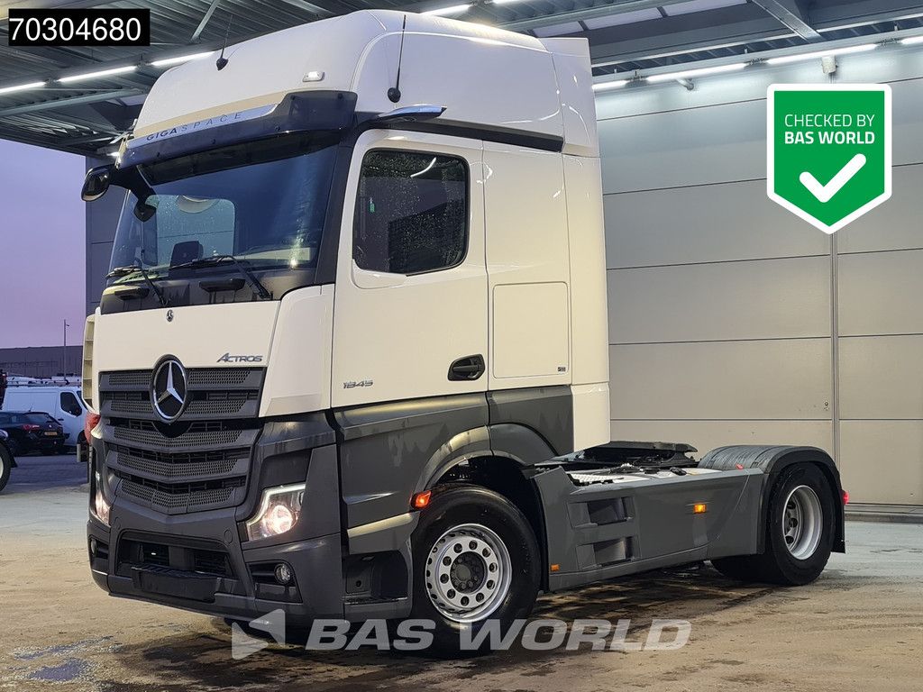 Mercedes Actros 1845 4X2 GigaSpace Retarder MirrorCam Navi Euro 6