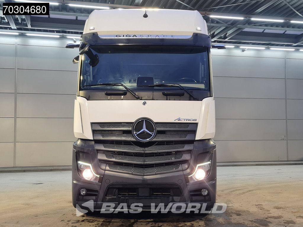 Mercedes Actros 1845 4X2 GigaSpace Retarder MirrorCam Navi Euro 6