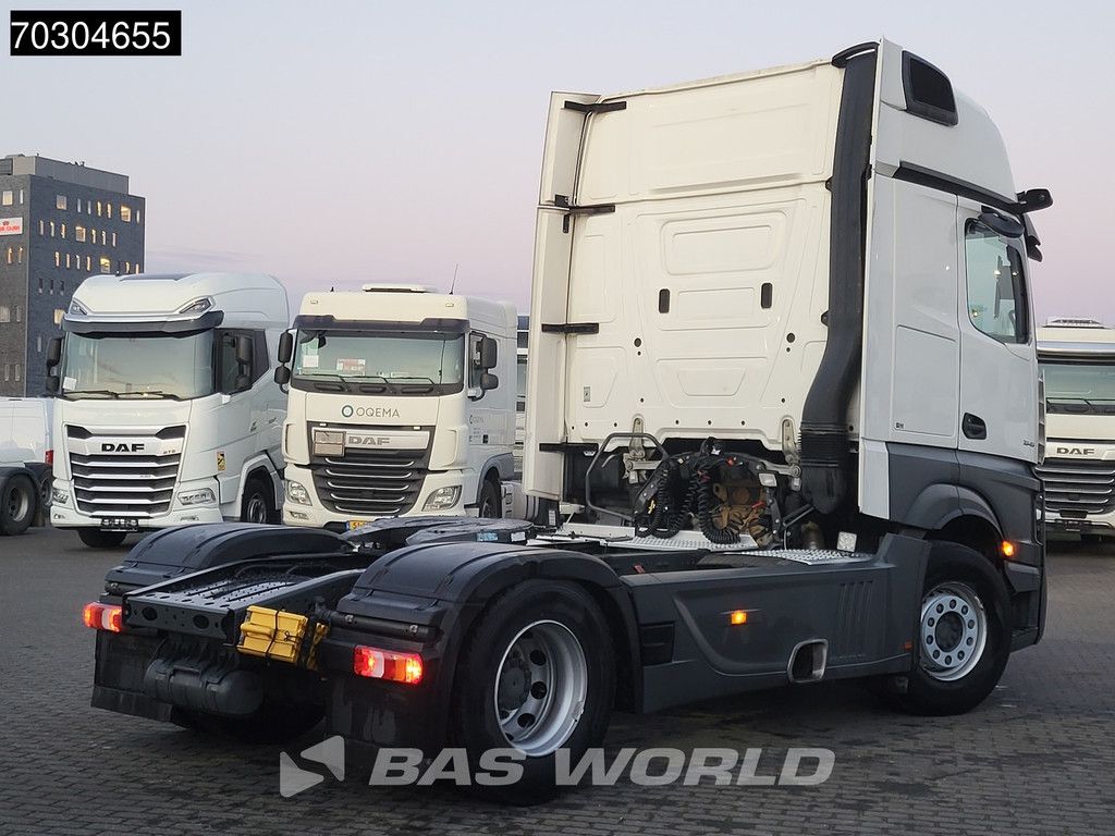 Mercedes Actros 1845 4X2 GigaSpace Retarder MirrorCam Navi Euro 6
