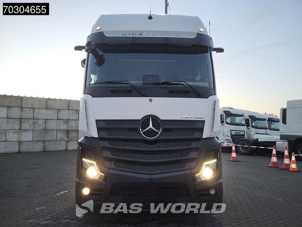 Mercedes Actros 1845 4X2 GigaSpace Retarder MirrorCam Navi Euro 6