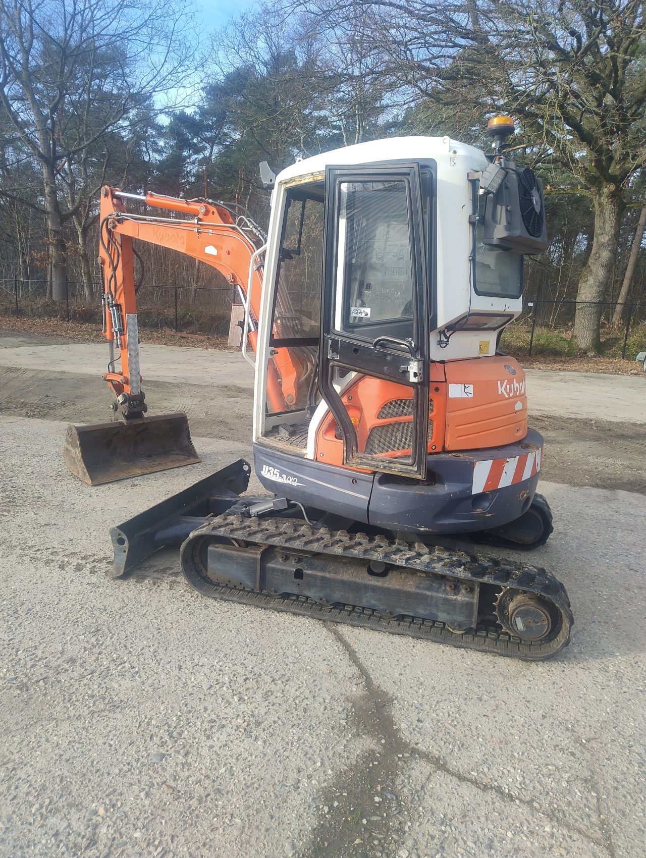 Kubota kx35u en Kubota kx101-3 minigraver sloop sorteer functie