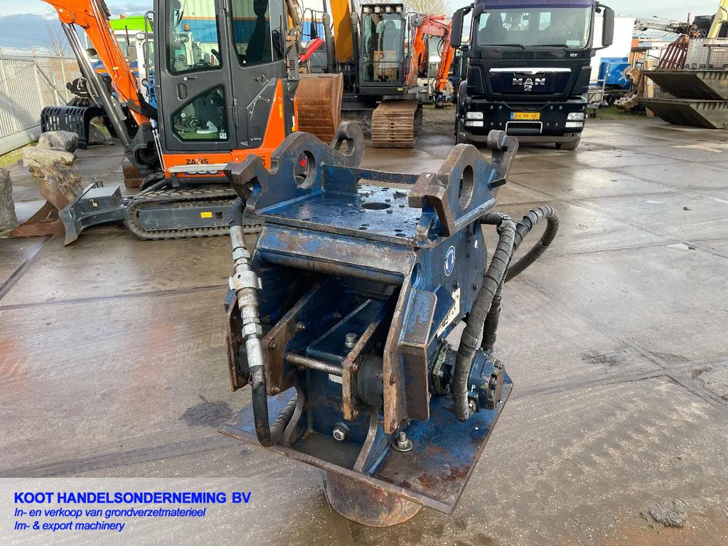 Saes HST 055 cw 30 13 tm 18 tons machine