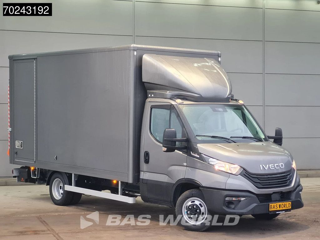 Iveco Daily 35C18 3.0L Automaat 180PK 1000KG Laadklep Zijdeur 2025-Model Bakwagen Dubbellucht ACC LED Navi Airco D'Hollandia 3,5t Trekgewicht Euro6 Meubelbak Koffer 21m3 A/C