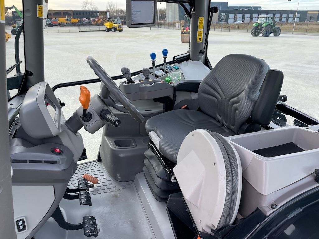 Deutz Fahr 6135C RV SHIFT