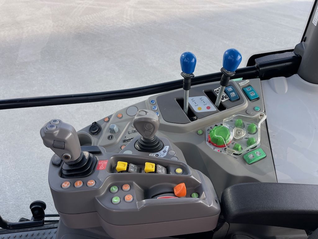 Deutz Fahr 6135C RV SHIFT