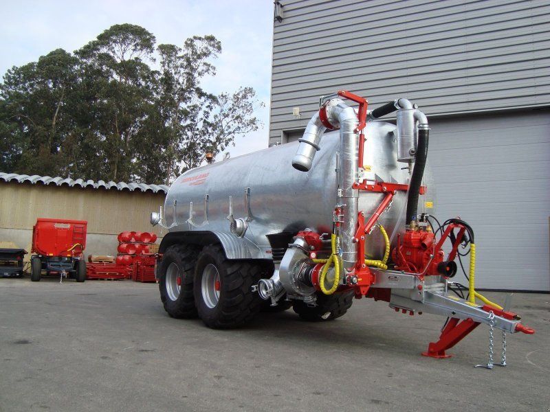 Conpexim Güllefässer