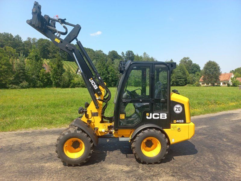 JCB 403 Agri