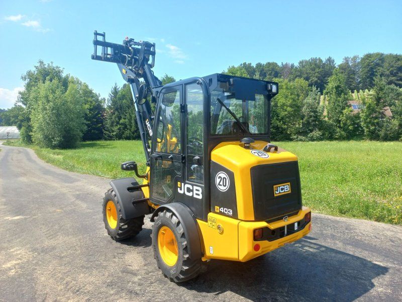 JCB 403 Agri