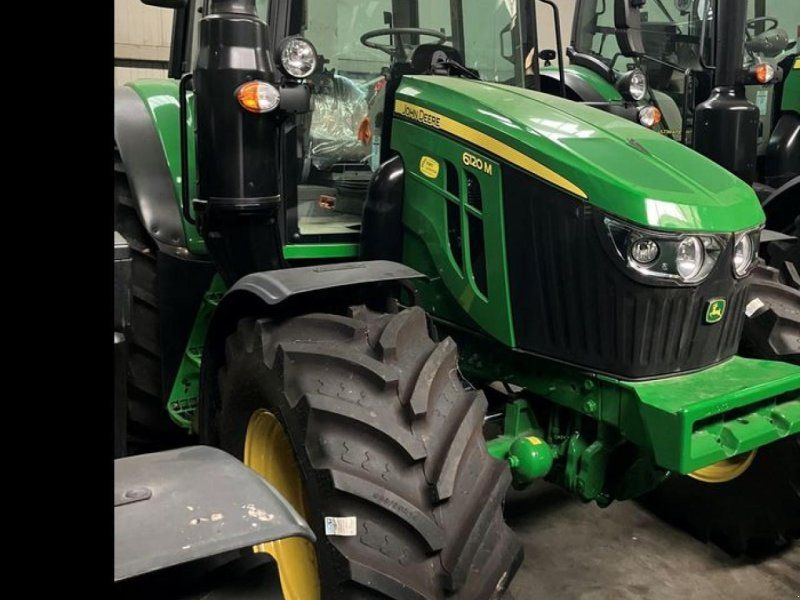 John Deere 6120M AUTOPOWR 40