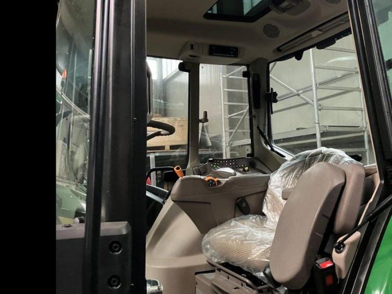 John Deere 6120M AUTOPOWR 40