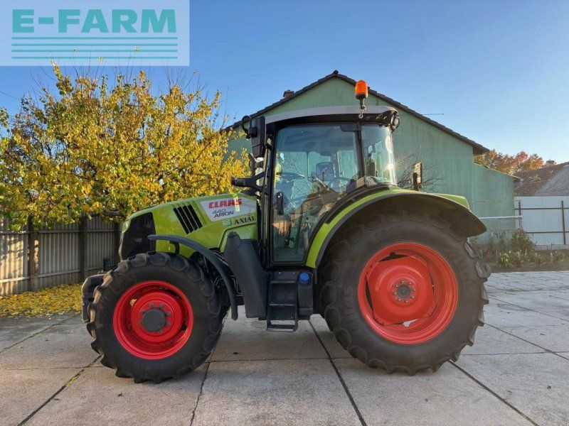 Claas Arion 440
