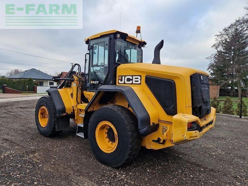 JCB 437 ht