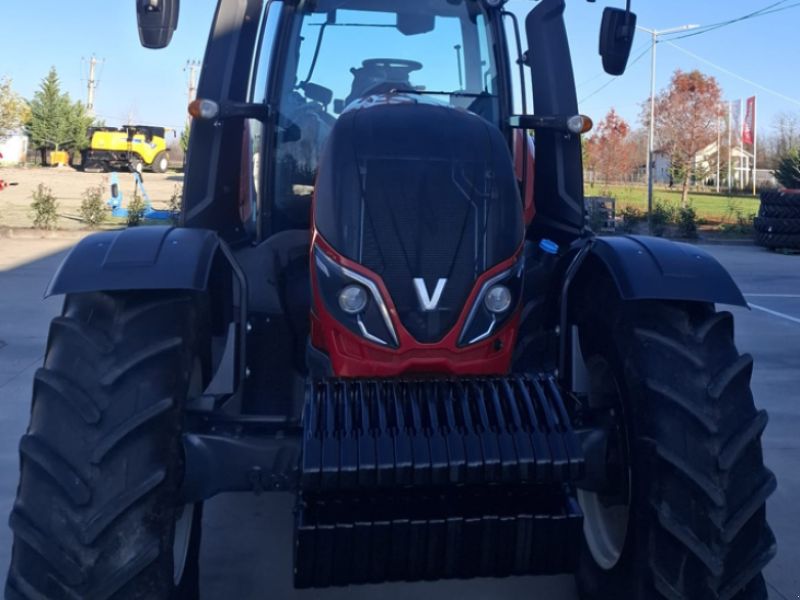 Valtra T154 H