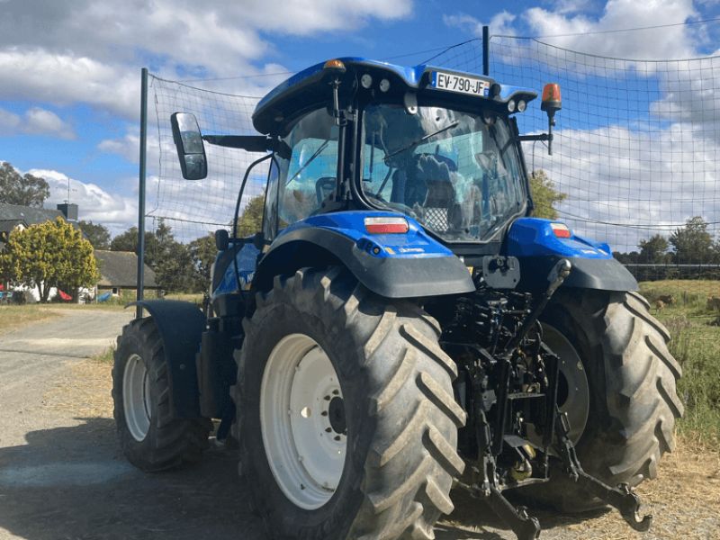 New Holland T7.165S RANGE COMMAND T4B