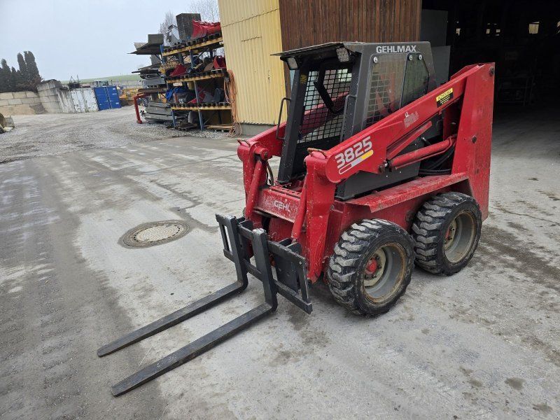 Gehl 3825 SX