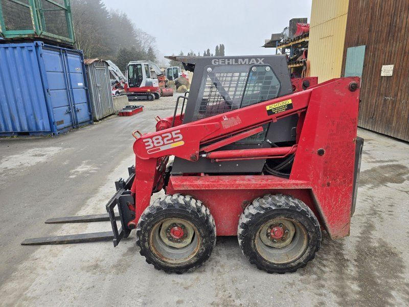 Gehl 3825 SX
