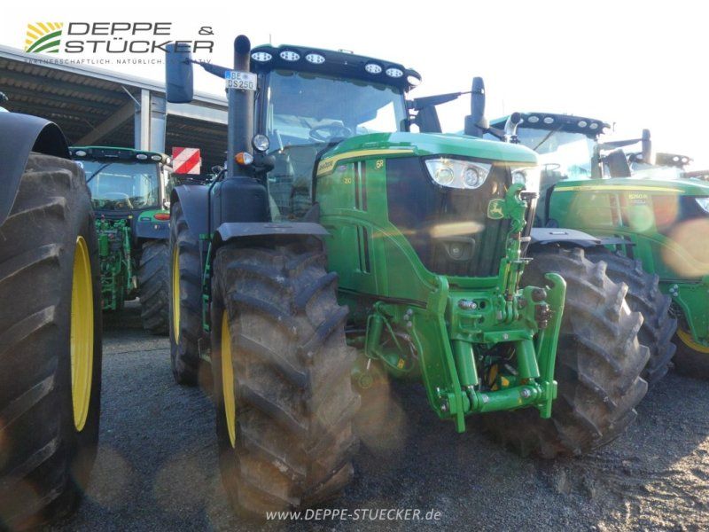 John Deere 6R 250