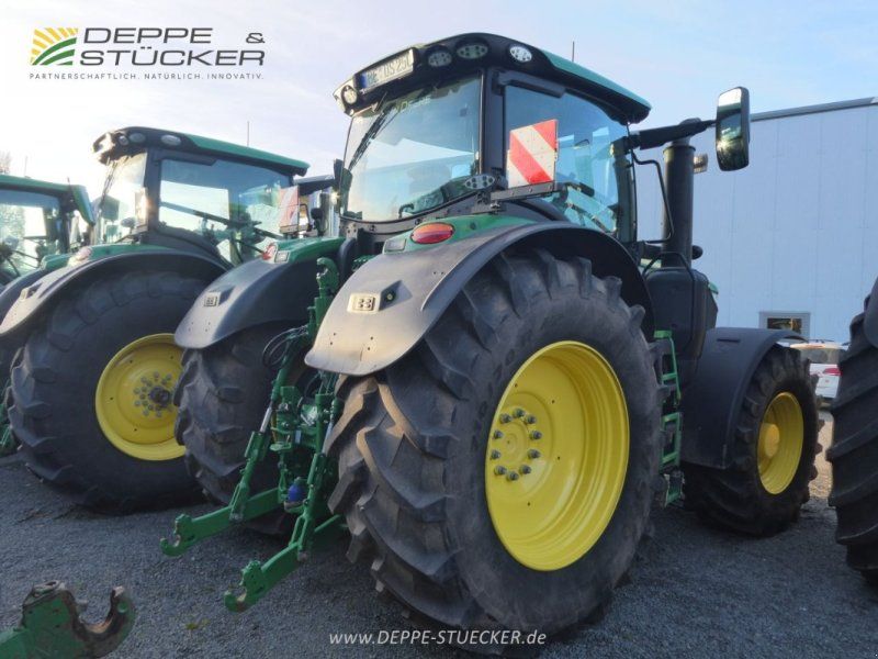 John Deere 6R 250