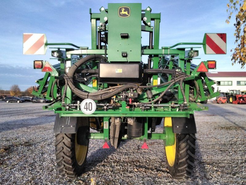 John Deere M732i