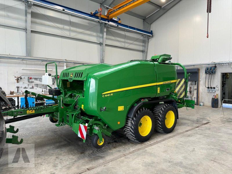 John Deere C441 R
