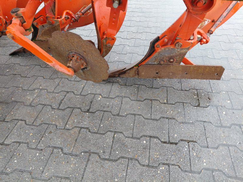 Kuhn Vari-Master 153