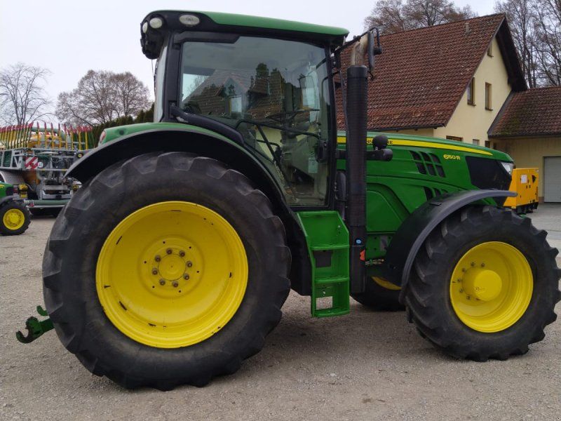John Deere 6150R
