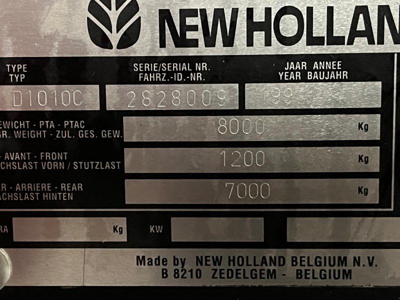 New Holland D1010 C Quaderballenpresse