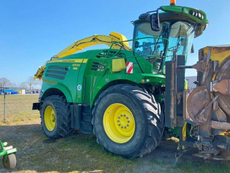 John Deere 8500