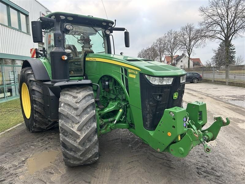 John Deere 8370R