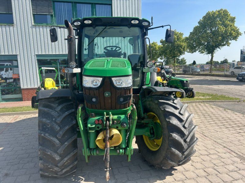 John Deere 6115R