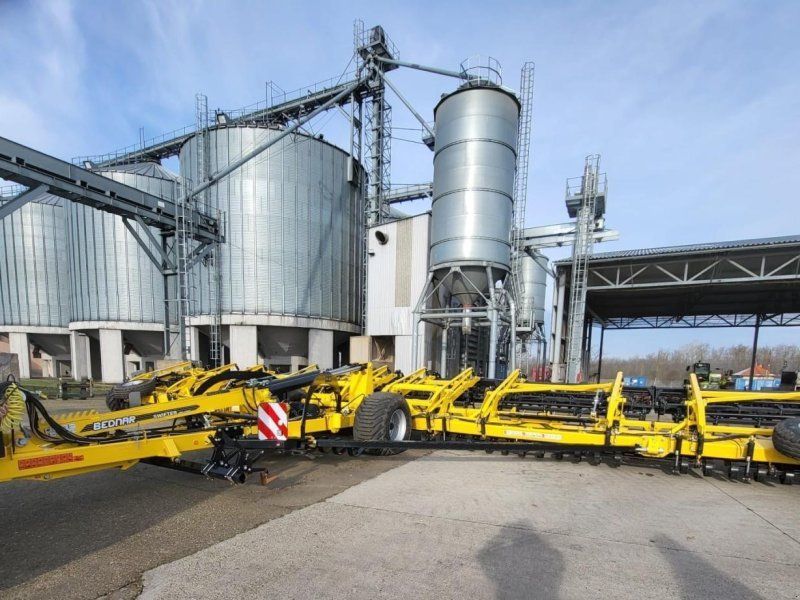 Bednar Swifter SM16000