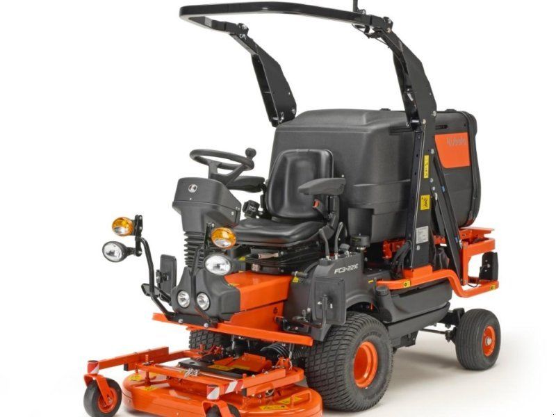 Kubota FC3-221E