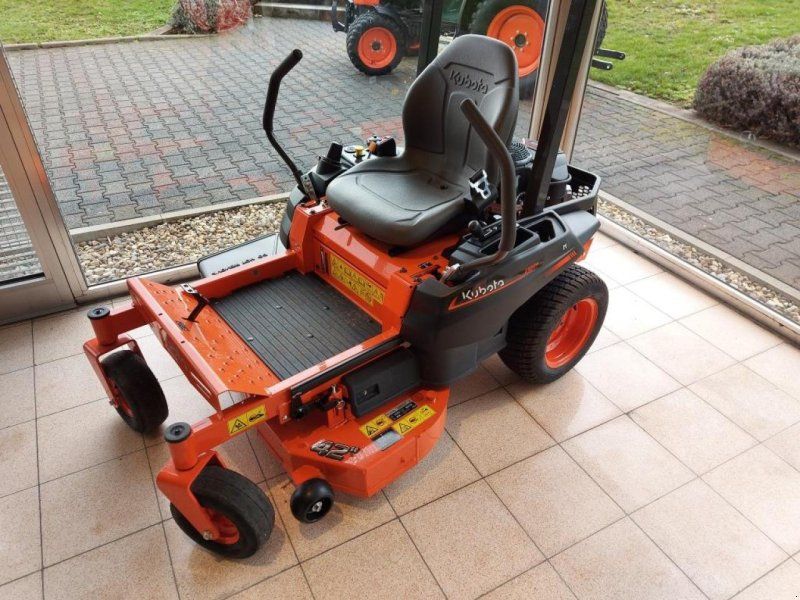 Kubota ZD 1211R