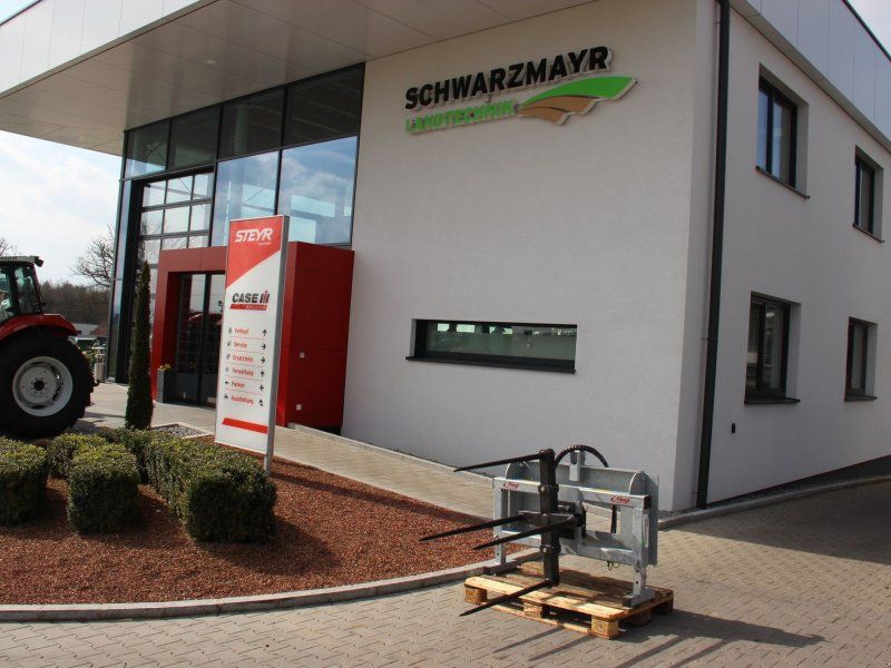 Fliegl Rundballenabwickler