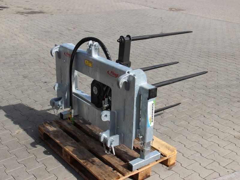 Fliegl Rundballenabwickler