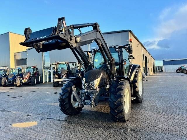 Valtra G115 hitech, 1625 uur, G4 voorlader!