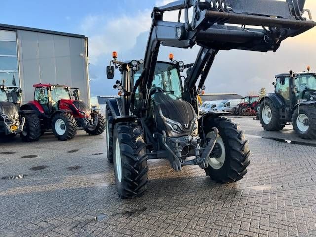 Valtra G115 hitech, 1625 uur, G4 voorlader!