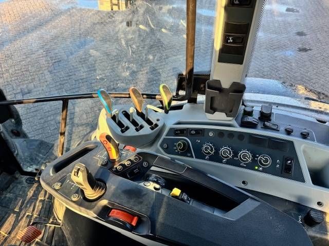 Valtra G115 hitech, 1625 uur, G4 voorlader!