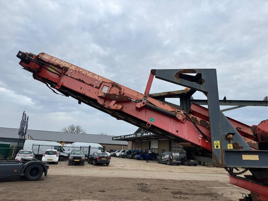 Terex Finlay 883 - Deutz Engine / 2 Side Conveyor
