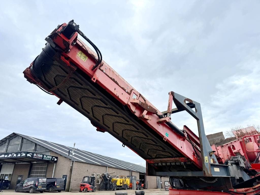 Terex Finlay 883 - Deutz Engine / 2 Side Conveyor