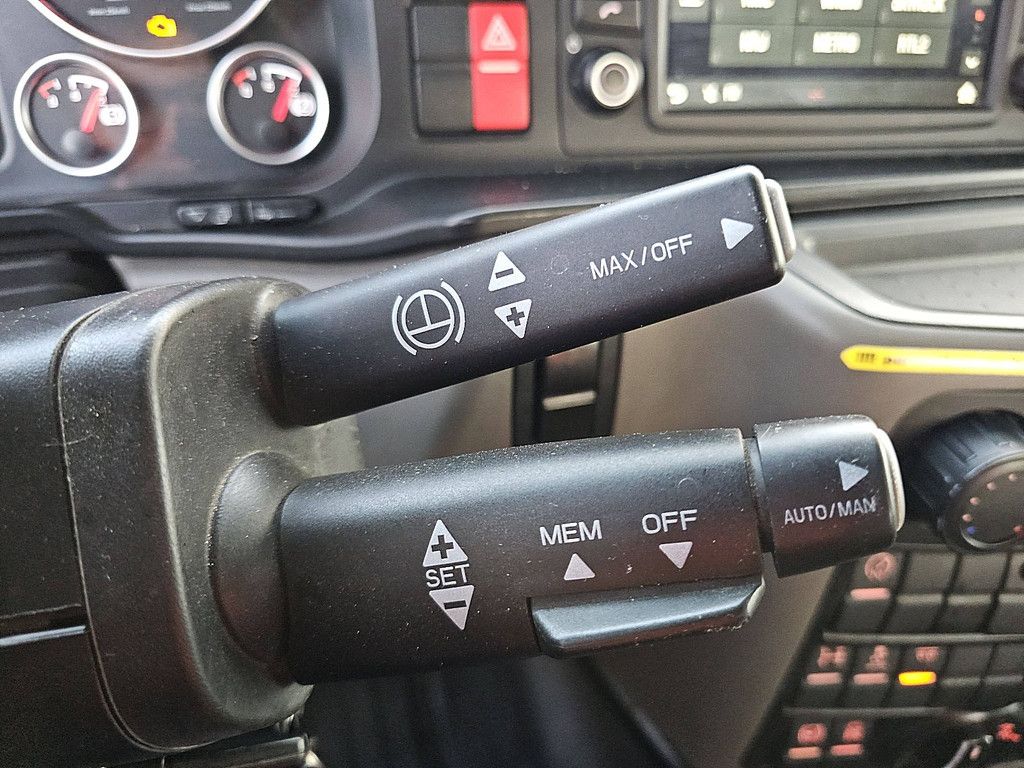 M.A.N. 35.420 TGS hiab 228es-5,8x2*6