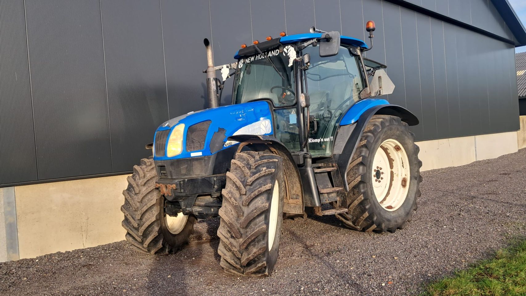 New Holland TSA 100