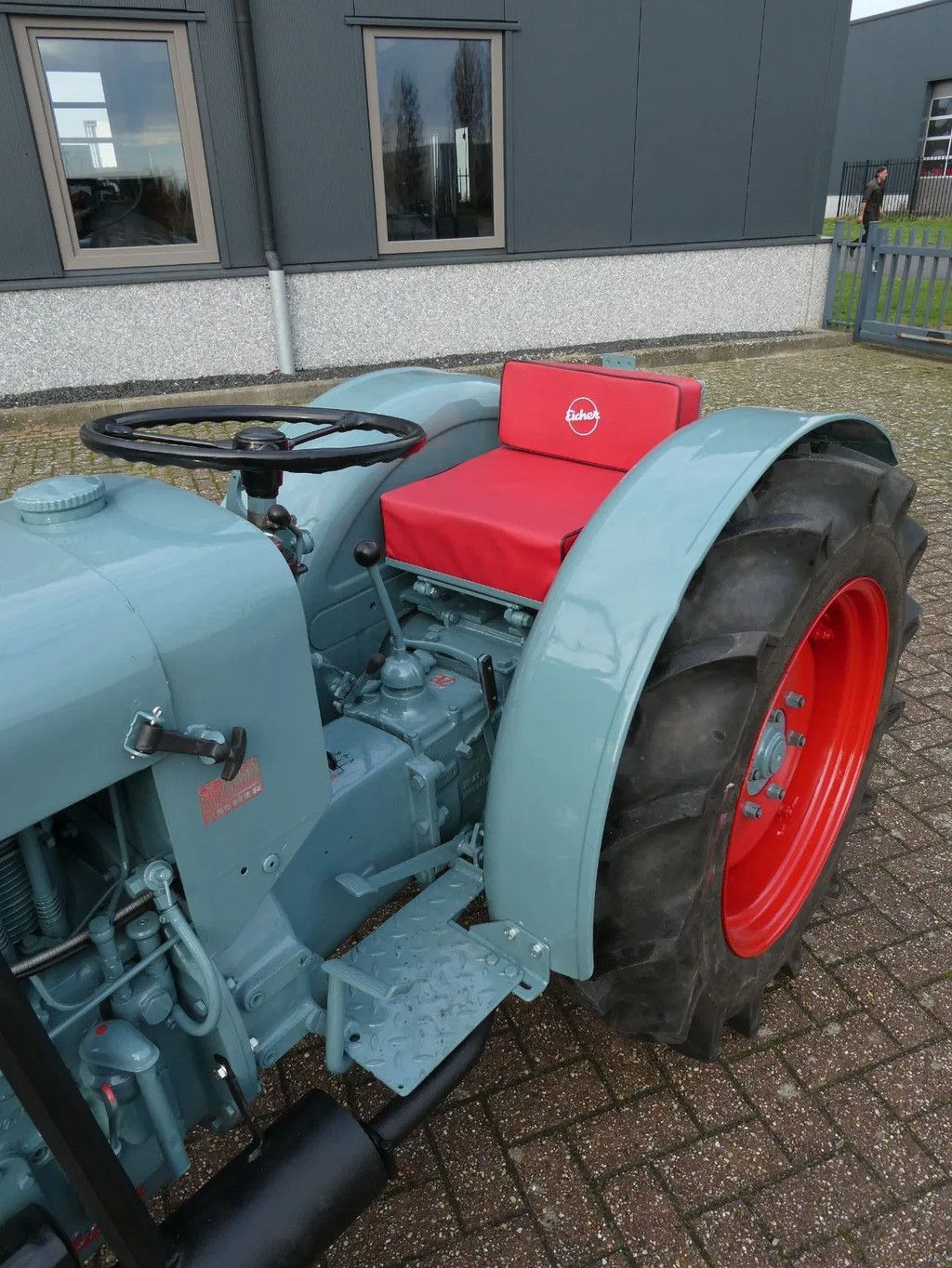 Eicher PUMA I ES202 / 8703 Draaiuren / Smalspoortrekker