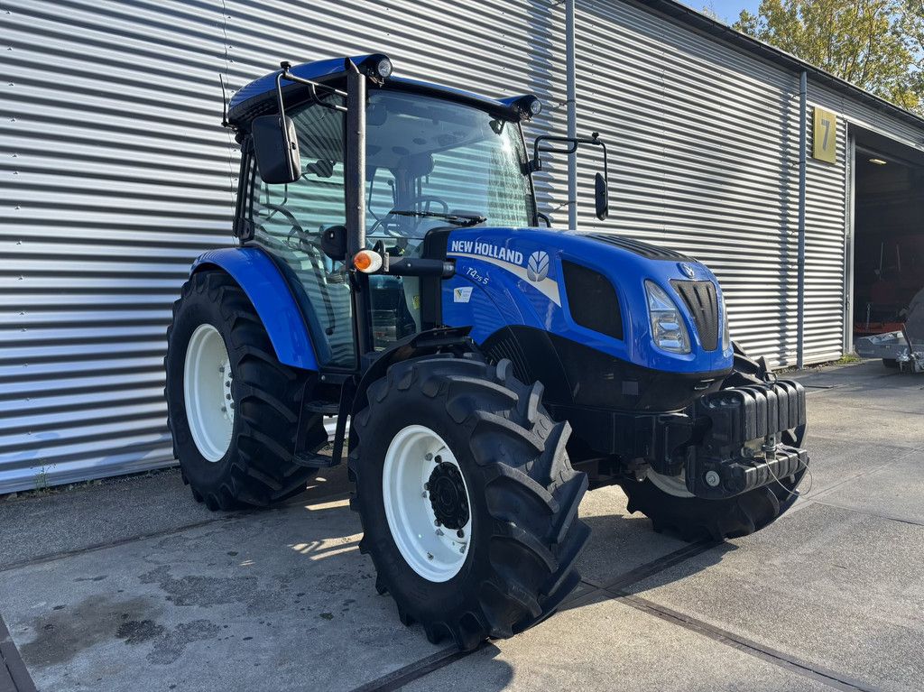 New Holland T4 T4S.75
