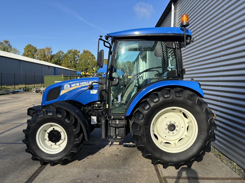 New Holland T4 T4S.75