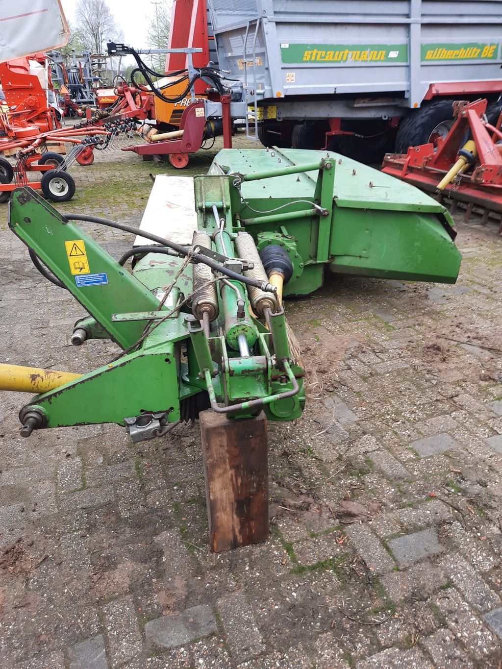 Krone EC320V