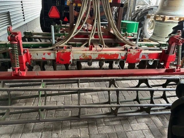 Schijveneg + Zibo Zaaibak