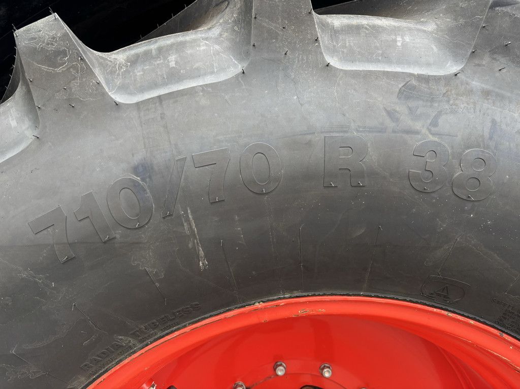 Claas Arion 650 CMATIC CIS