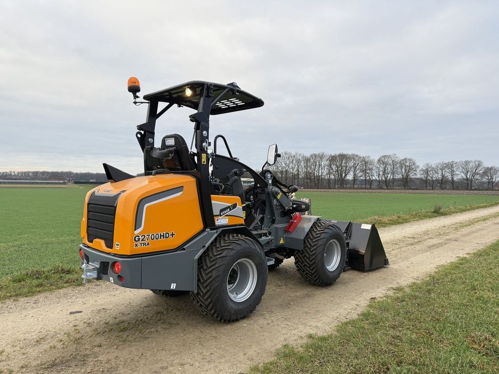 Giant G2700 X-TRA HD+ minishovel 2025 incl bak en vorken!