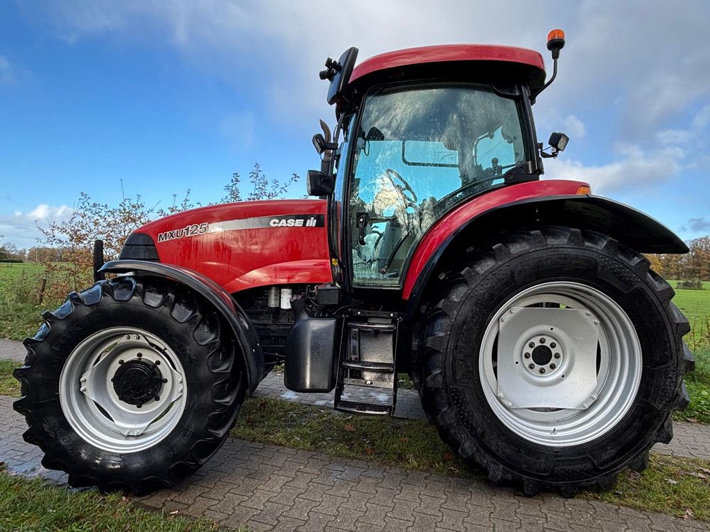 Case MXU 125